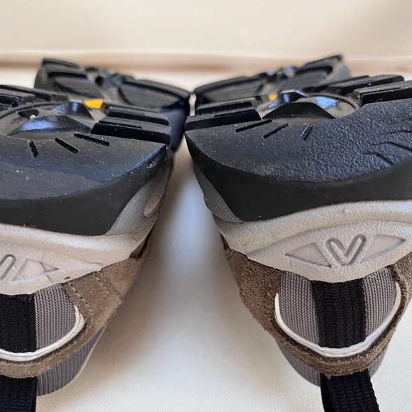 Asolo Women's Shiver GV Gore-Tex Hiking Shoe 10 ( no insoles) - Picture 7 of 7